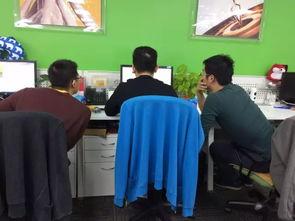 100万吃瓜群众,揭秘网络热点背后的故事